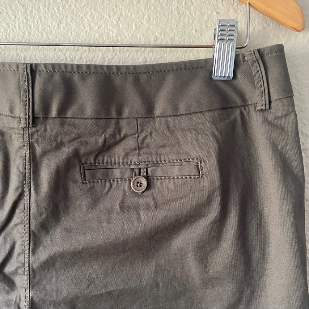 Vintage y2k Banana Republic Stretch Martin Fit Short Shorts Women’s 8 Gray Moto - Picture 8 of 13